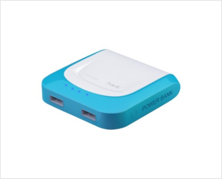 KANNETTAVA USB-VARA-AKKU 4400 MAH 880-PB644